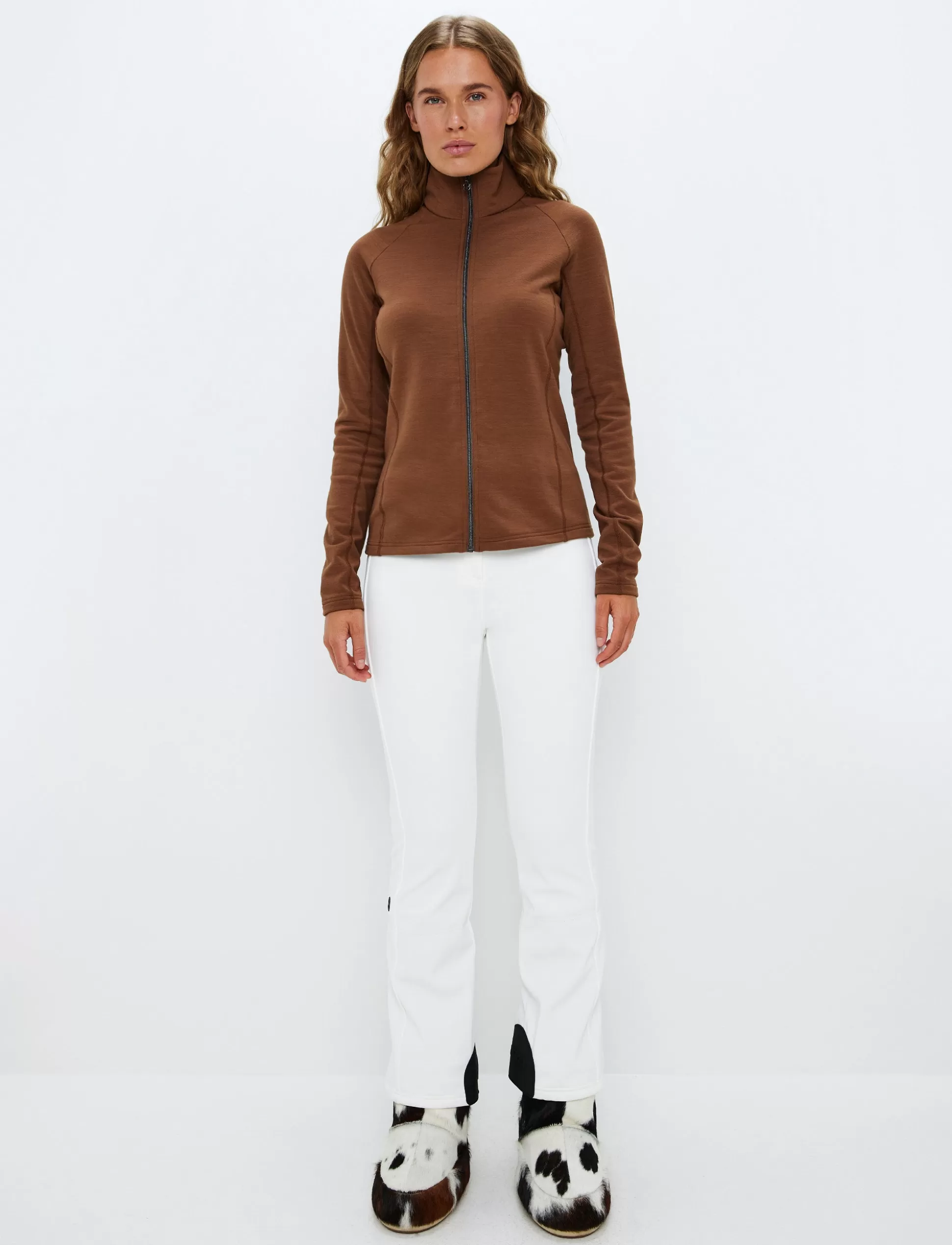 Neuleet | Välikerrostakit<8848 Altitude Hallie W Wool Sweat - Cashmere Brown