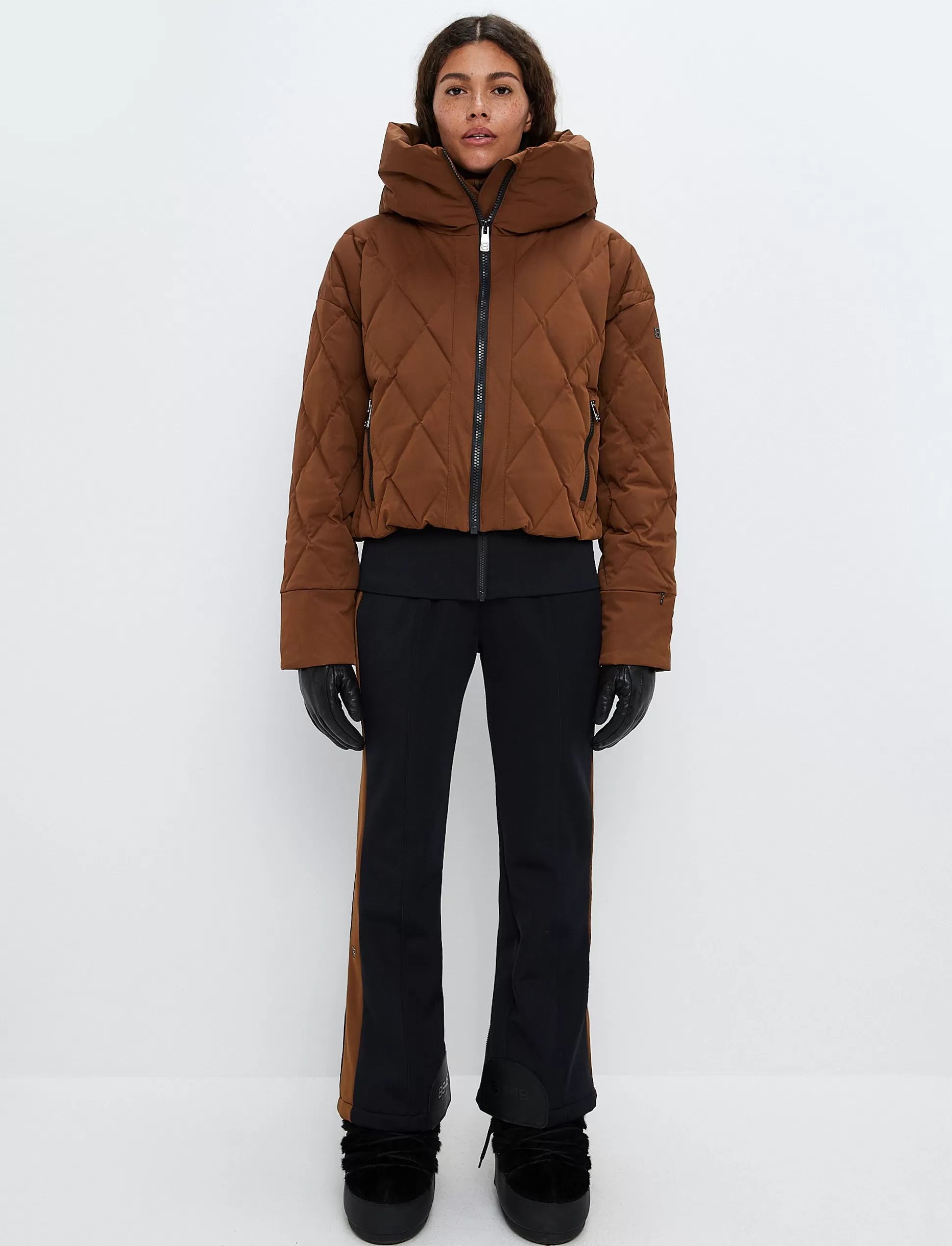 Laskettelutakki<8848 Altitude Hildi W Ski Puffer - Cashmere Brown