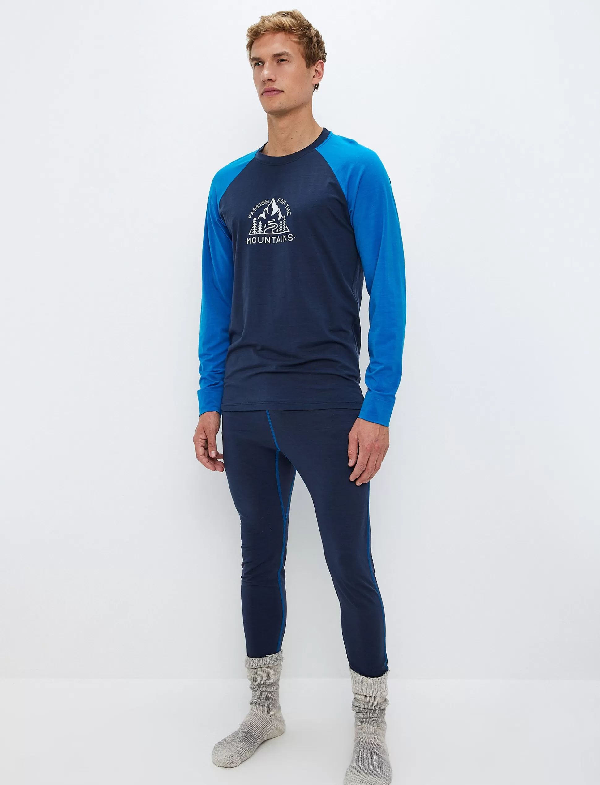 Välikerrostakit<8848 Altitude Polar Wool LS - Navy