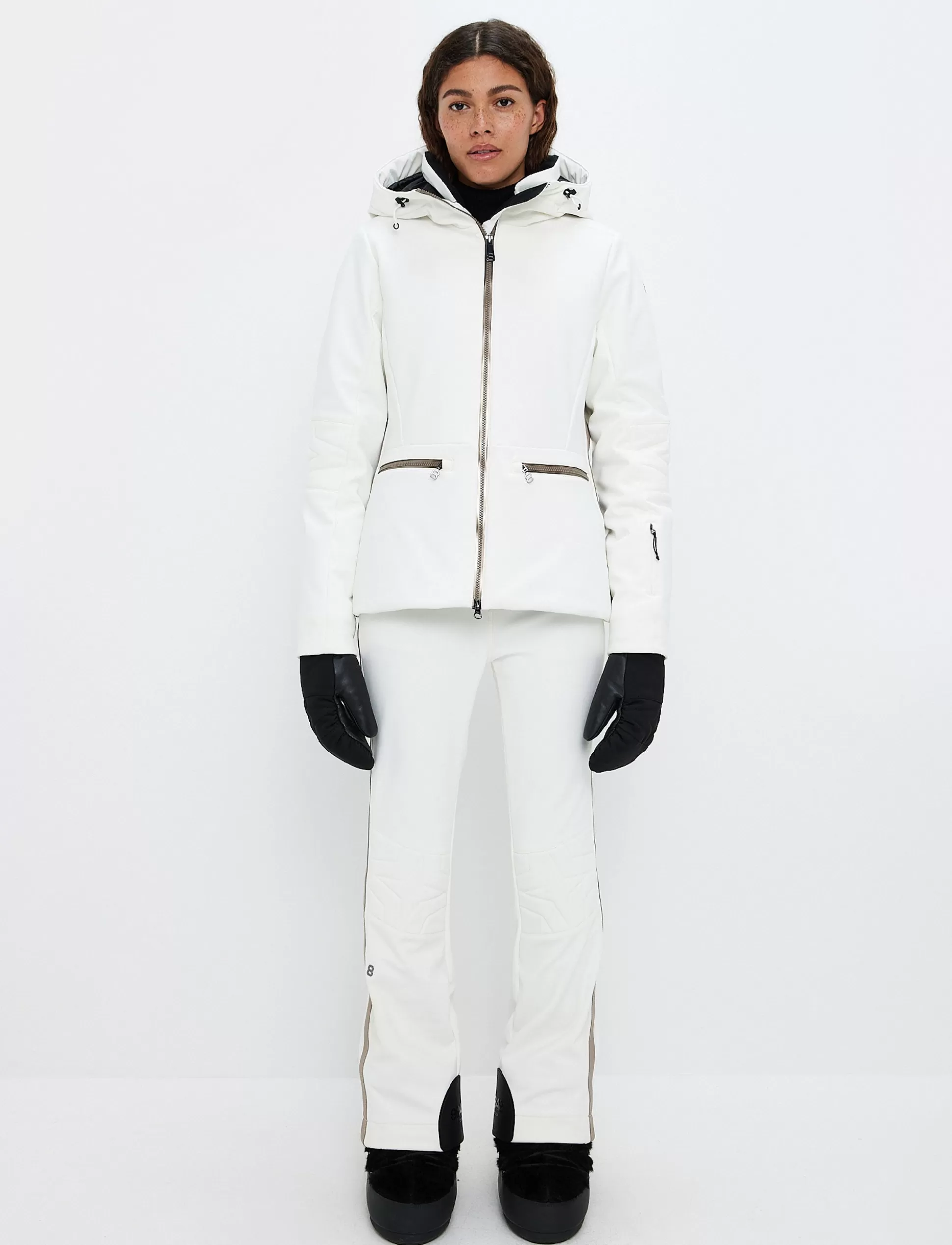 Laskettelutakki<8848 Altitude Vienna W Softshell Jacket - Blanc